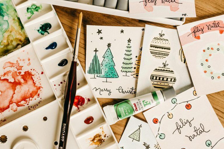 5 Stylish Ways to Display Christmas Cards in Your Home